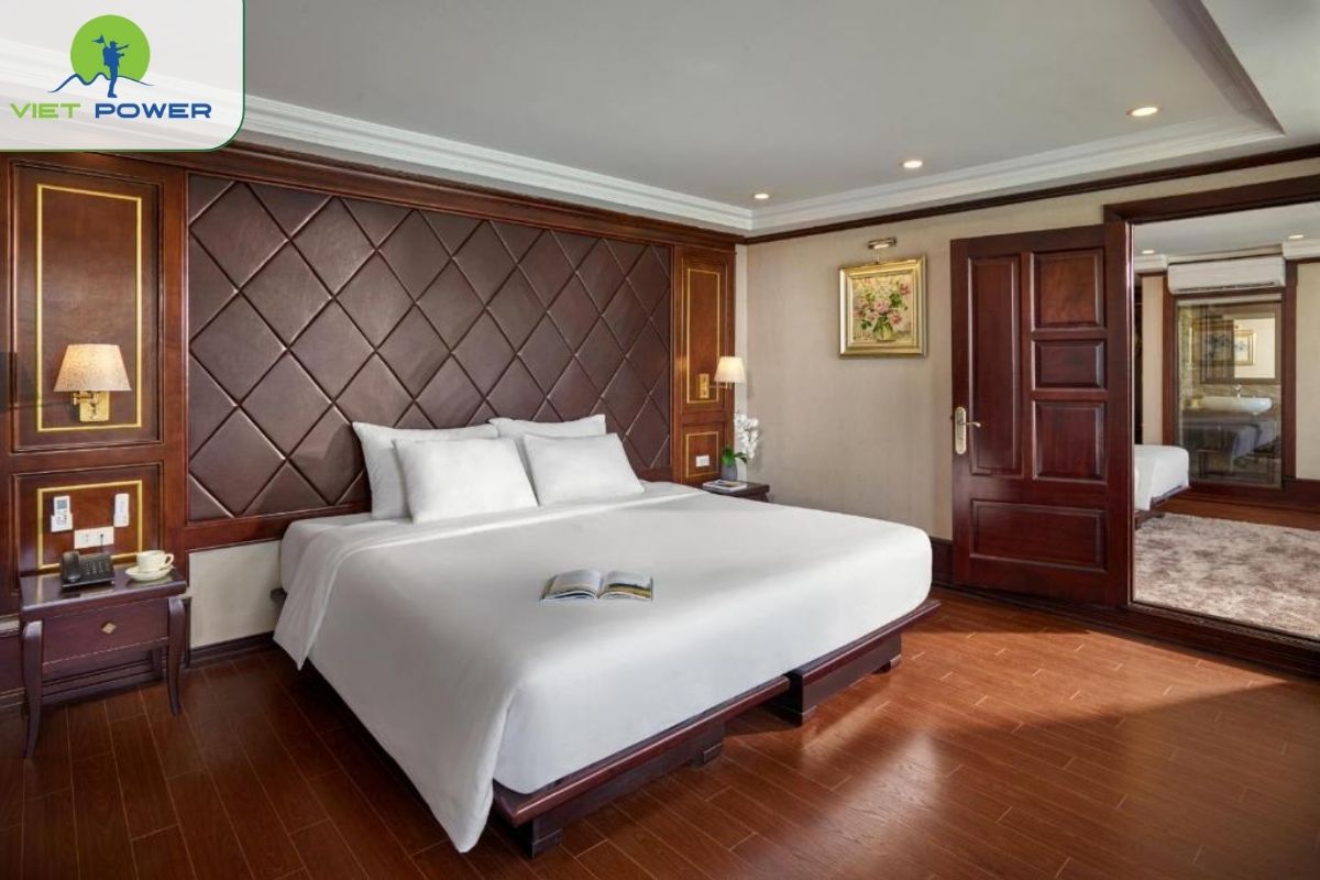 Luxury Family Connecting Cabin