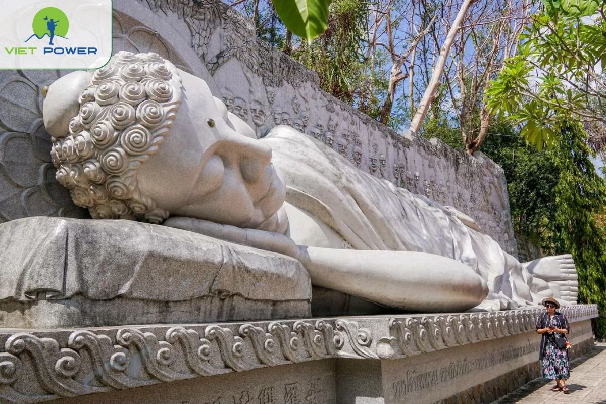 The Reclining Buddha at Step 44