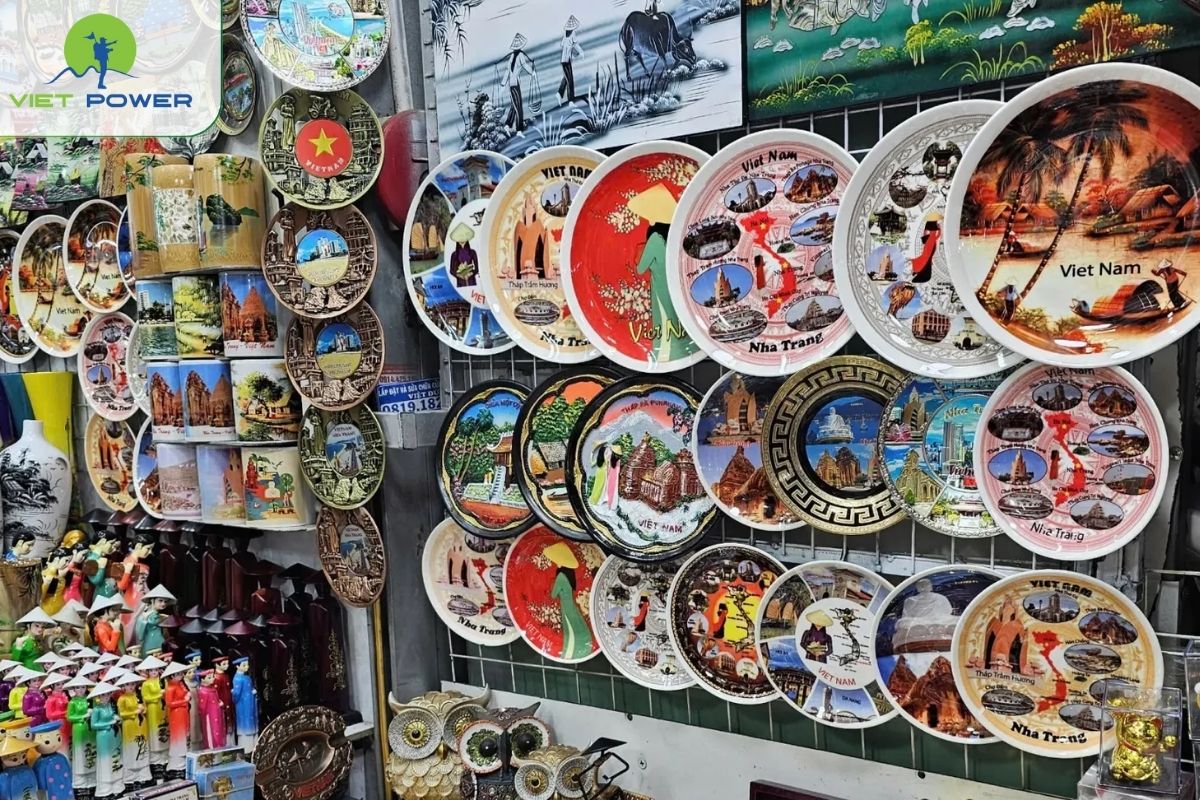 Lacquerware & Bamboo Décor