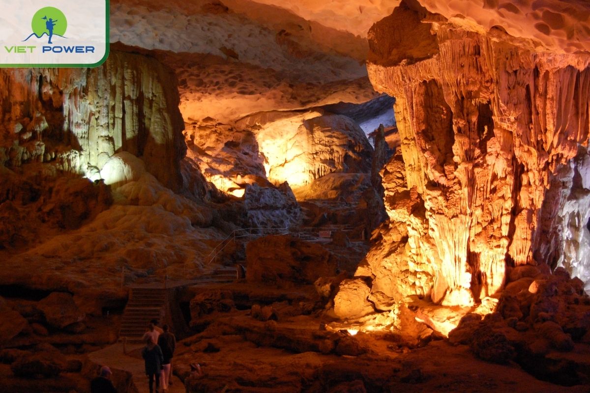 Sung Sot Cave