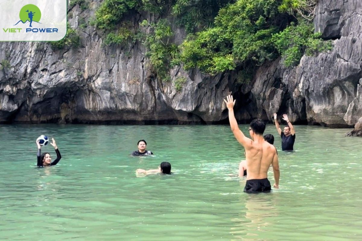 Swimming at Ba Trai Dao (Three Peaches) 