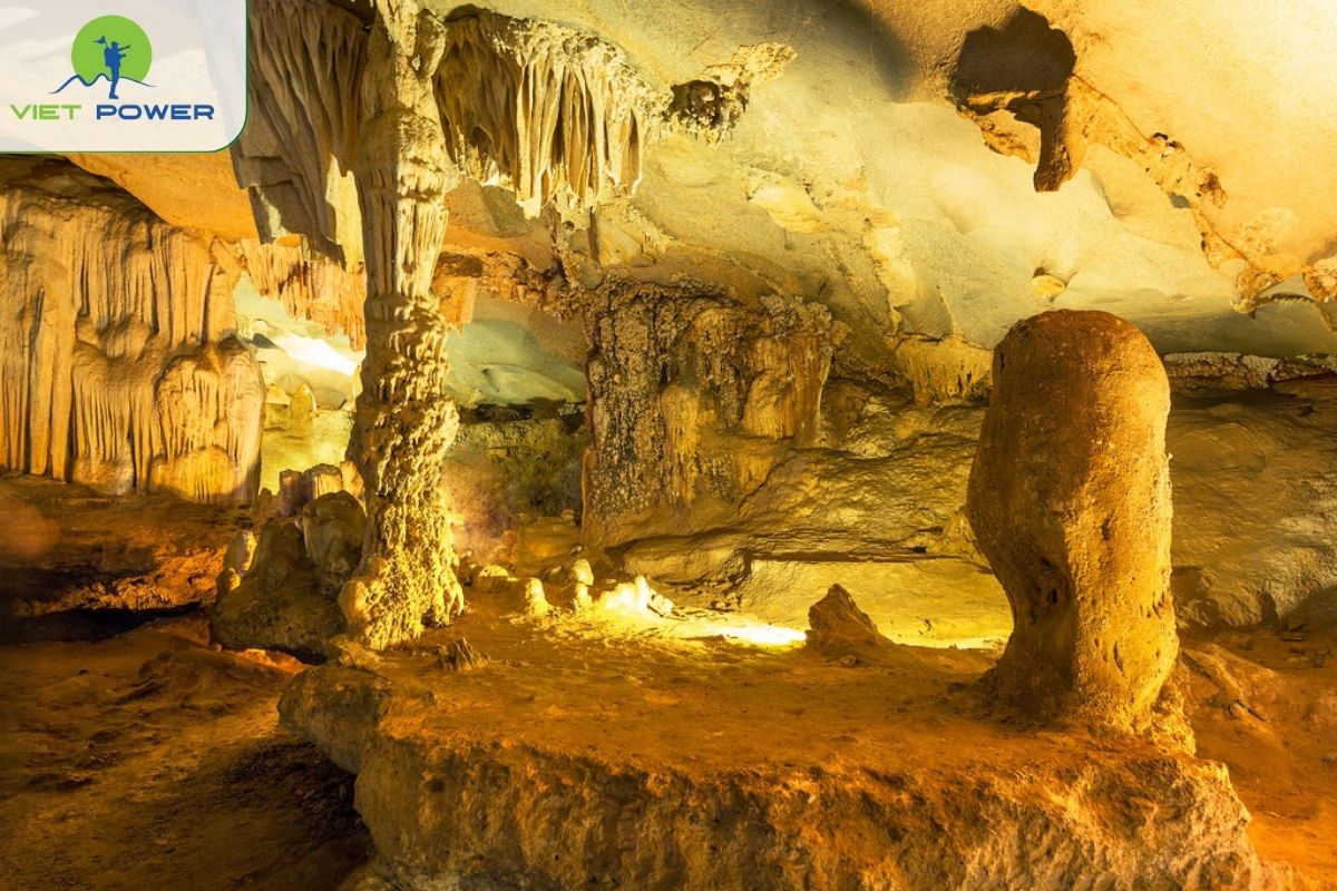 Thien Canh Son Cave