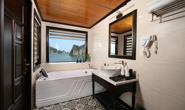 Senior Suite with Private balcony