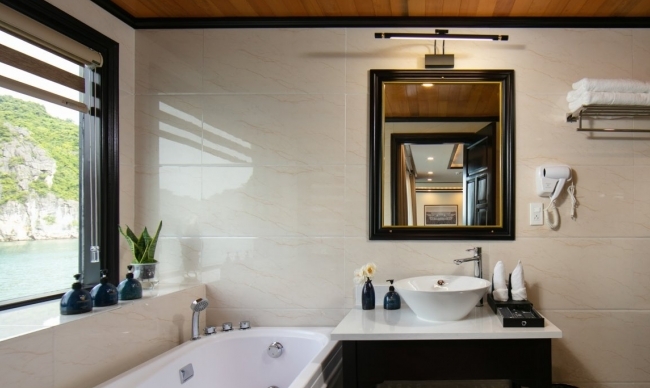 Senior Suite with Private balcony