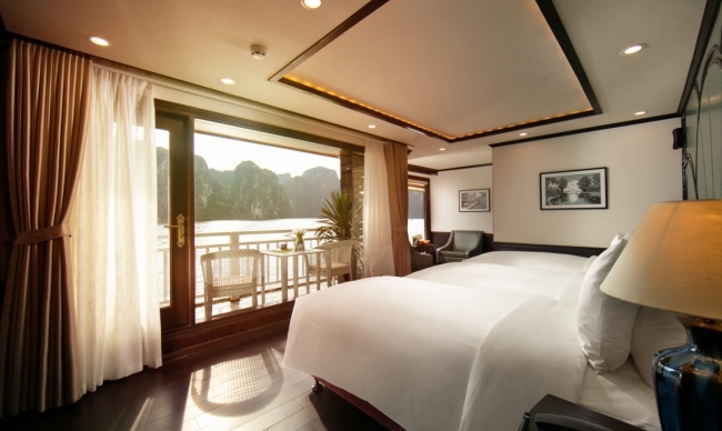 Triple Senior Suite with Private balcony