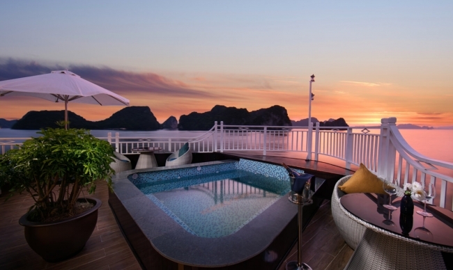 President Suite with Terrace & Jacuzzi