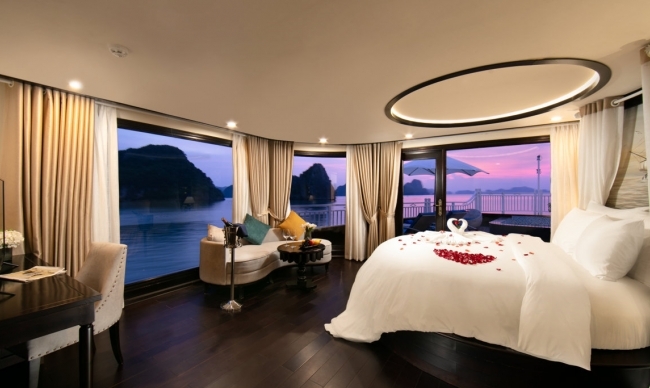 President Suite with Terrace & Jacuzzi