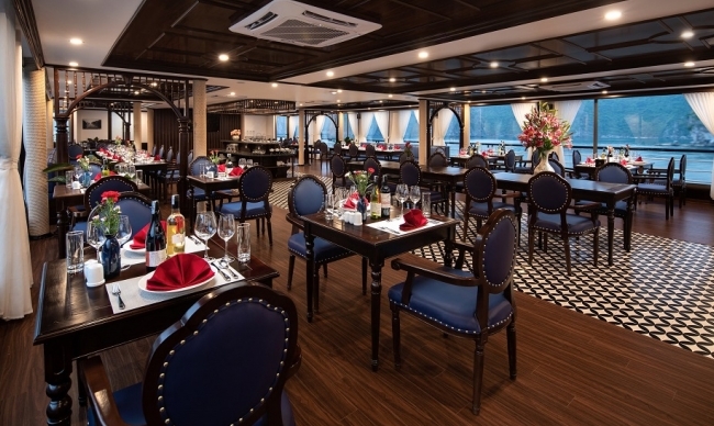 La Casta Regal Cruise