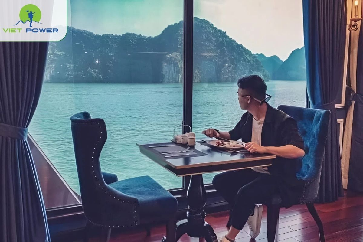 Light breakfast before the last excursion