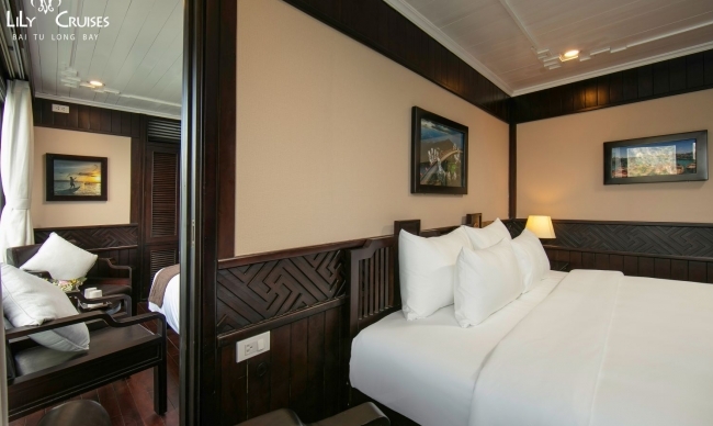 Family Deluxe Ocean View Cabin