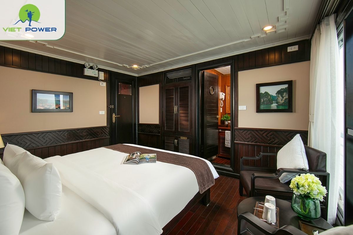 Premium Deluxe Ocean View Cabin