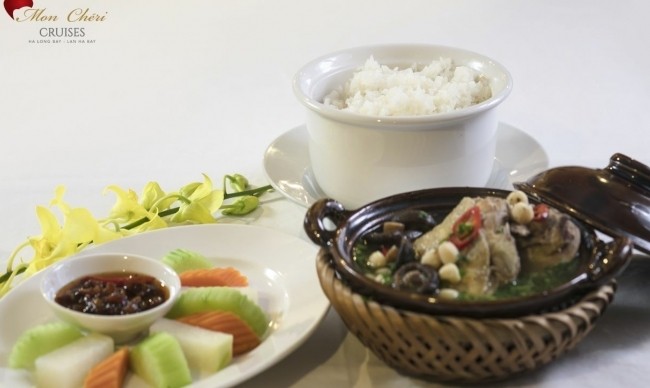 HALAL Dining on Mon Cheri