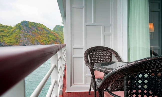 Paradise Elegance Cruise