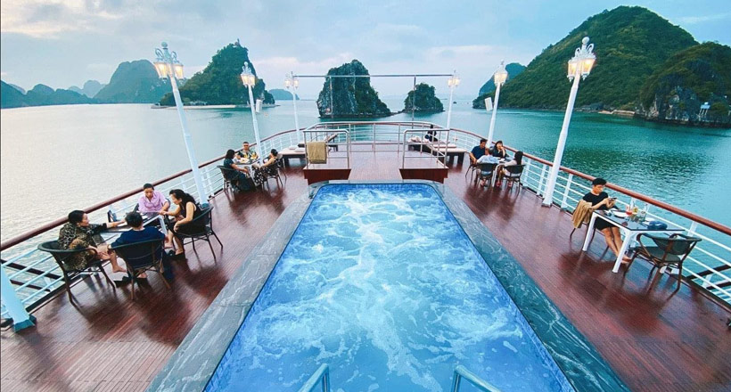 Paradise Elegance Cruise