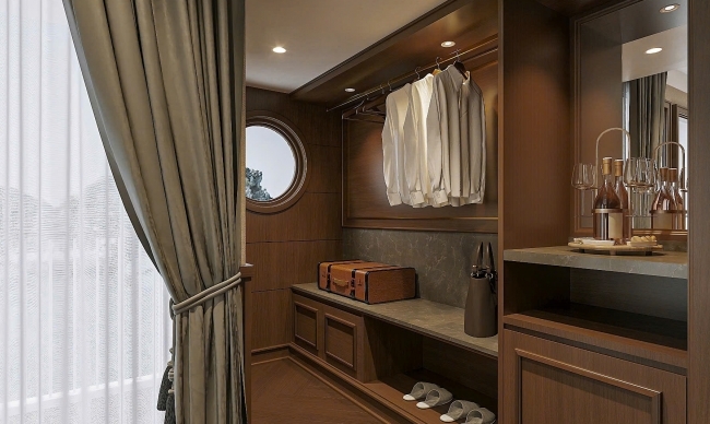Paradise Legacy Deluxe Balcony Cabin