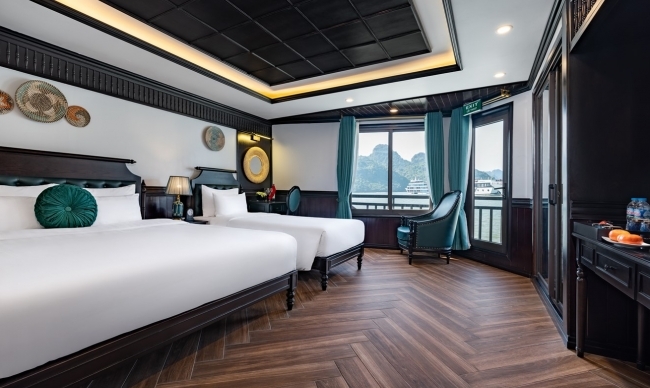 Triple Suite Private Balcony (1st desk)