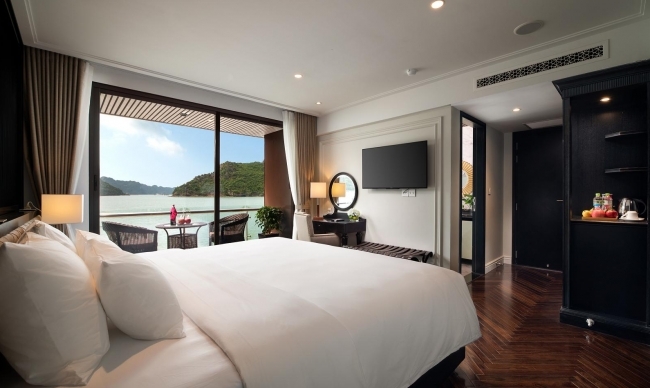 Senior Suites with private balcony