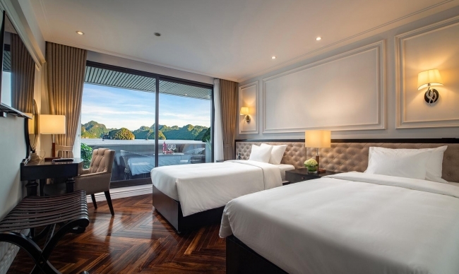 Junior Suites with private balcony