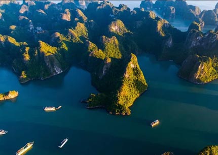 Bai Tu Long Bay Cruises