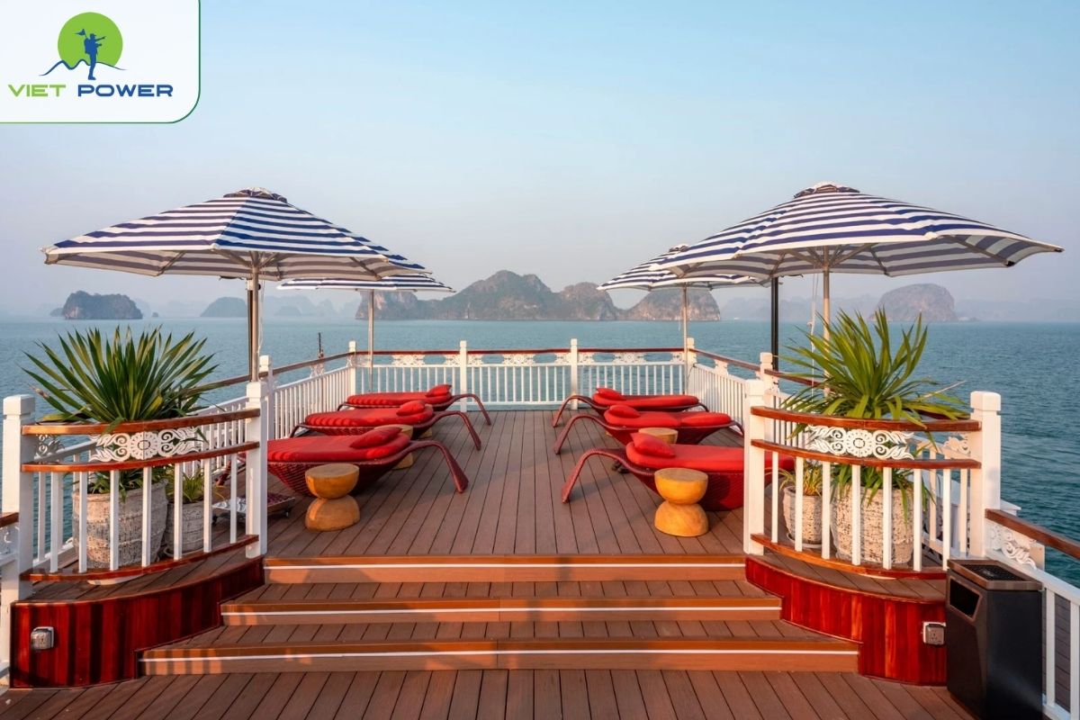 Sundeck lounging with panoramic views