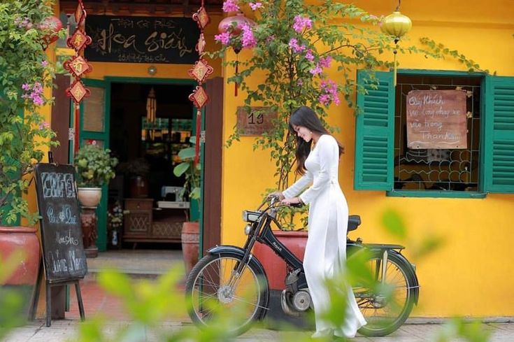 Wandering through Vietnam's mountains and seaside, finding peace