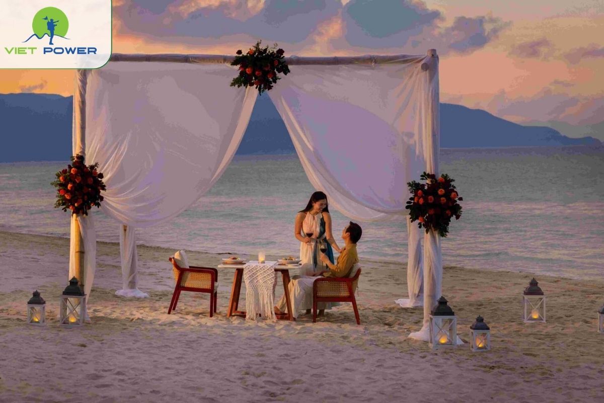 Sunset Beach Dining and Romantic Moments