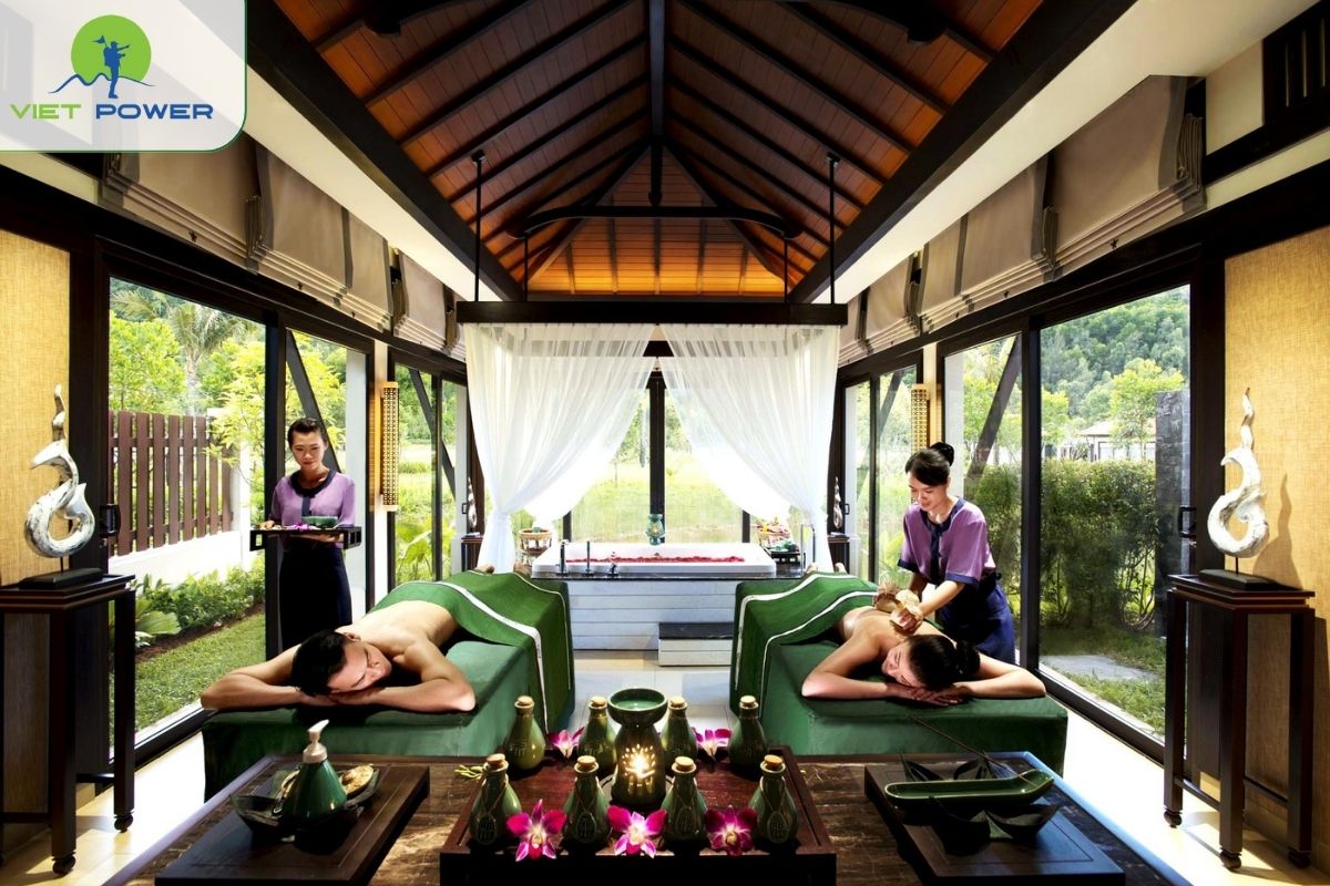 Couples massage at Lang Co Bay