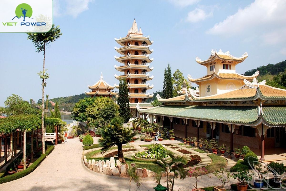 Tay An Pagoda