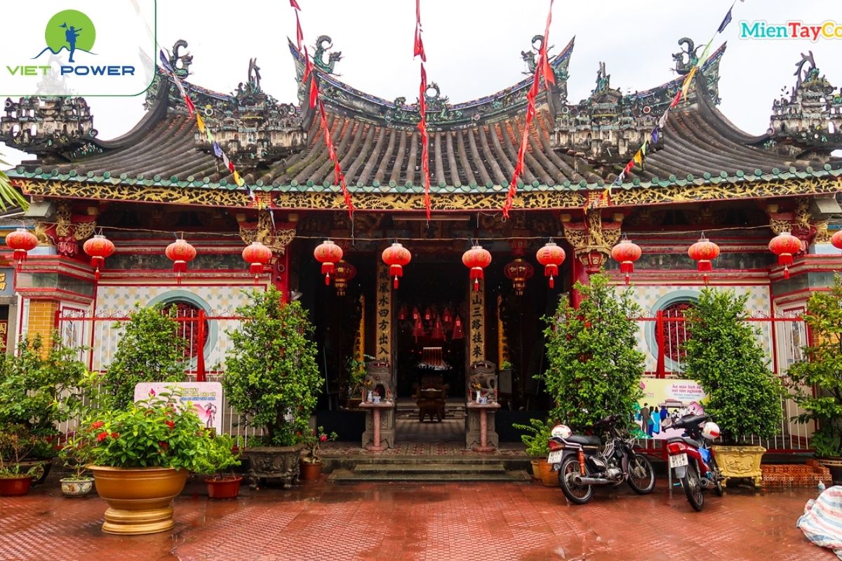 Kien An Cung Pagoda