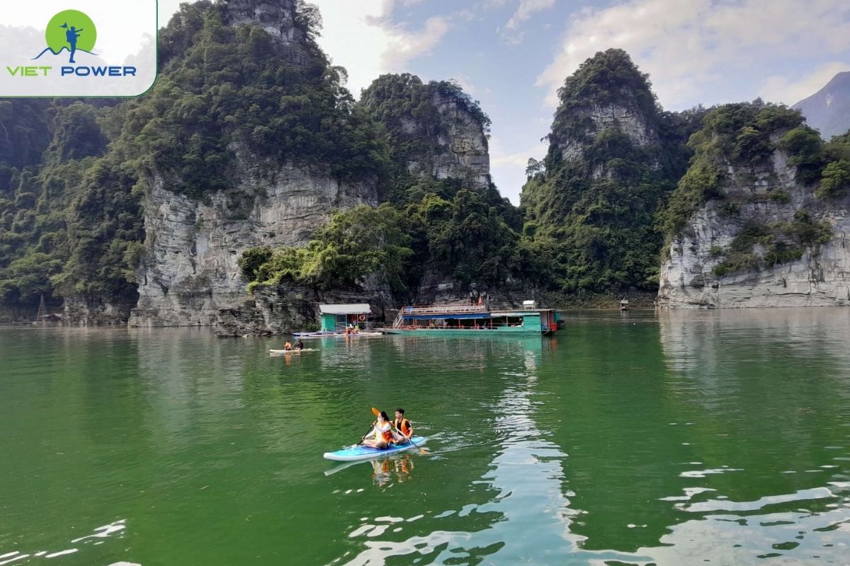 Na Hang Lake