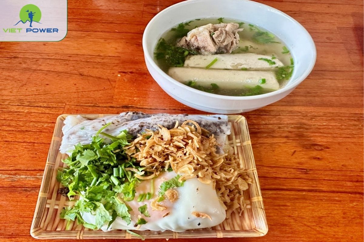 Dong Van Steamed Rice Rolls 
