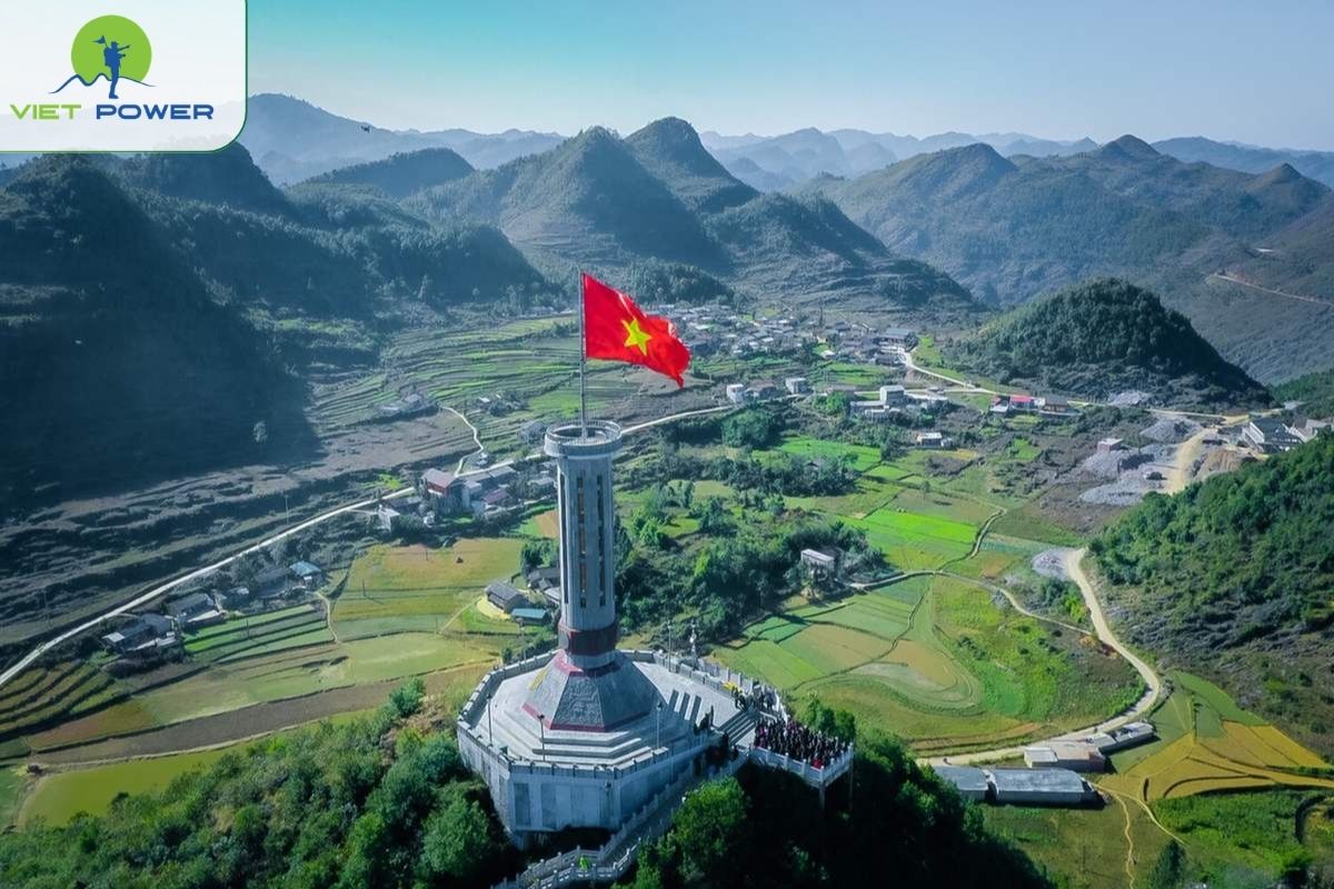 Lung Cu Flag Tower