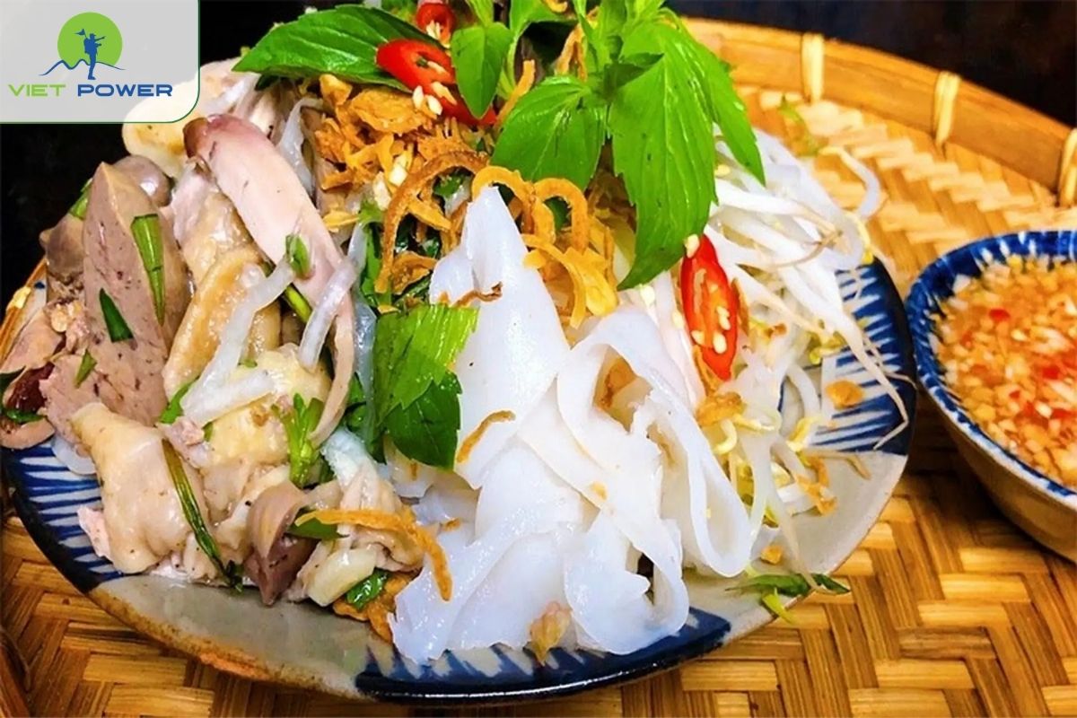 Bánh ướt lòng gà Trang