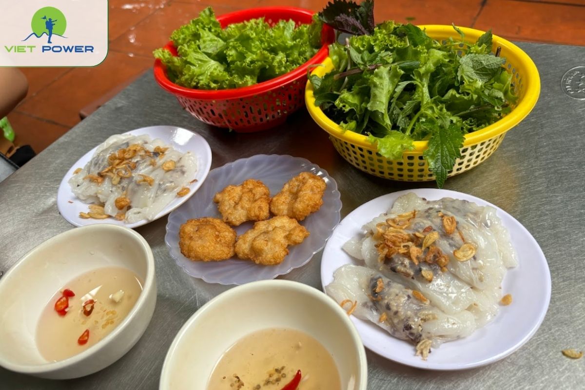 Banh Cuon Cha Muc Goc Bang