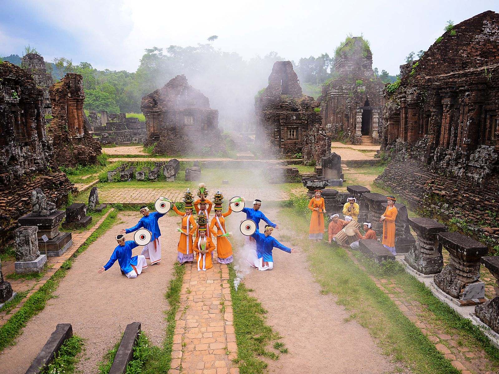 Laos Vietnam Heritage 18 Days
