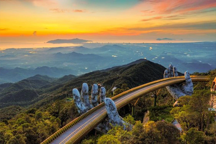 BEAUTIFUL BEACHES VACATION: HALONG BAY - DANANG - HOIAN - NHA TRANG