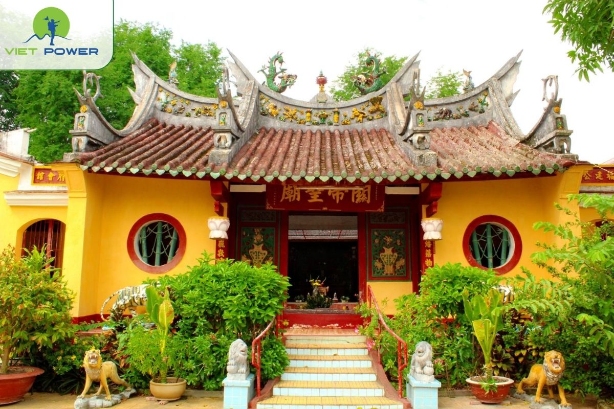 Ong Pagoda Tay Ninh