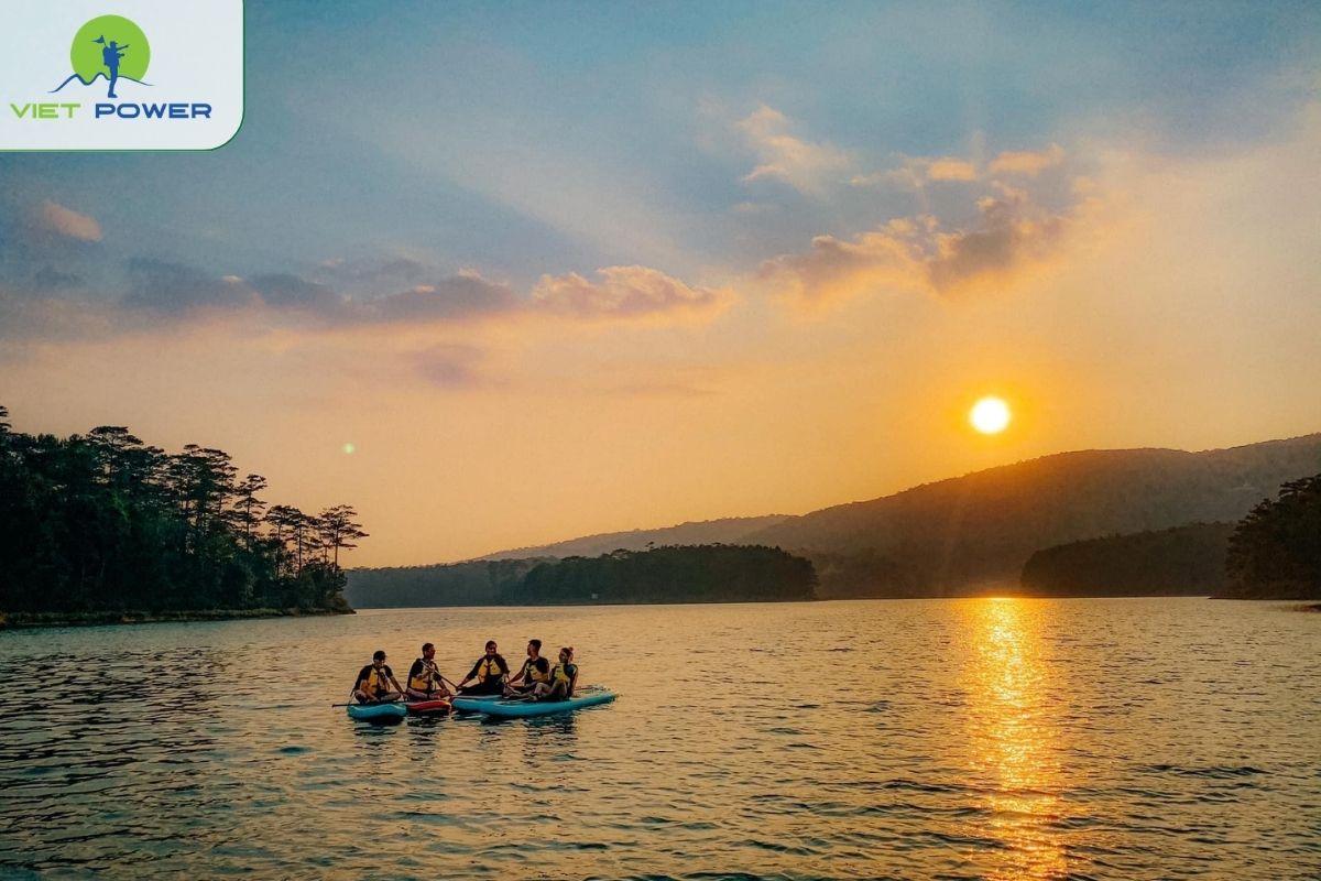 Boating on Tuyen Lam Lake