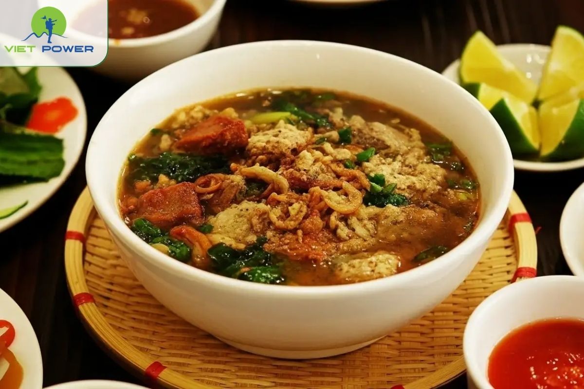 Banh Da Cua (Crab Noodle Soup)