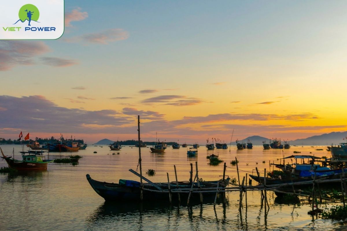 Rustic fishing villages and sunrise viewpoints