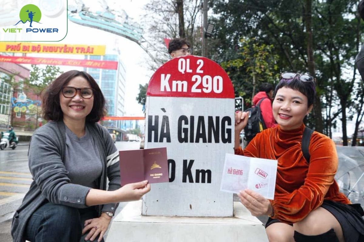Check-in at the Km 0 milestone
