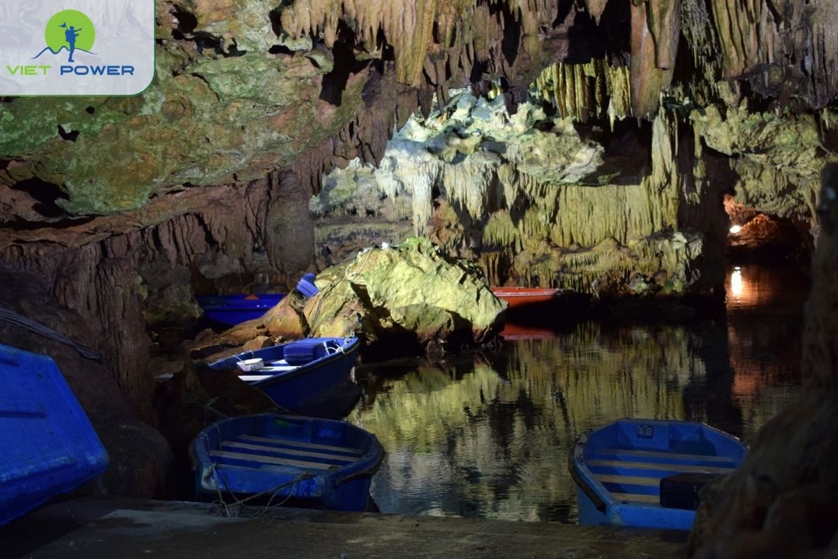 Dau Go Cave