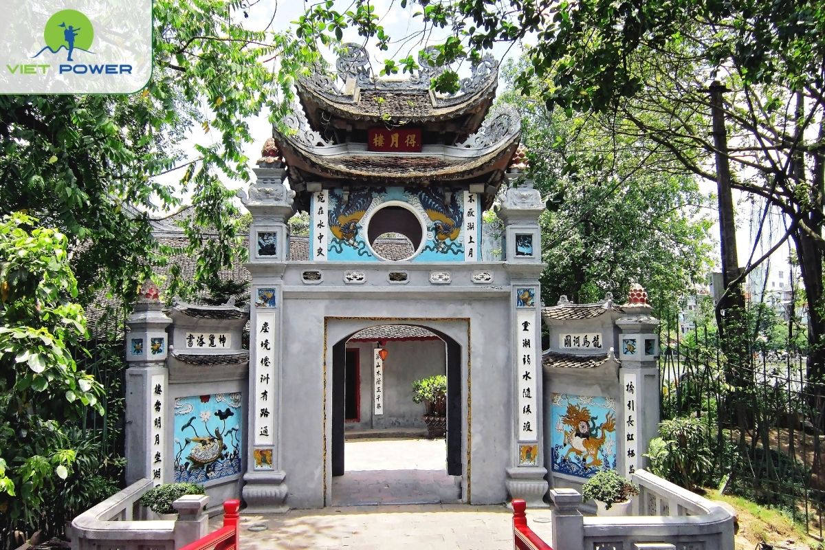 Ngoc Son Temple